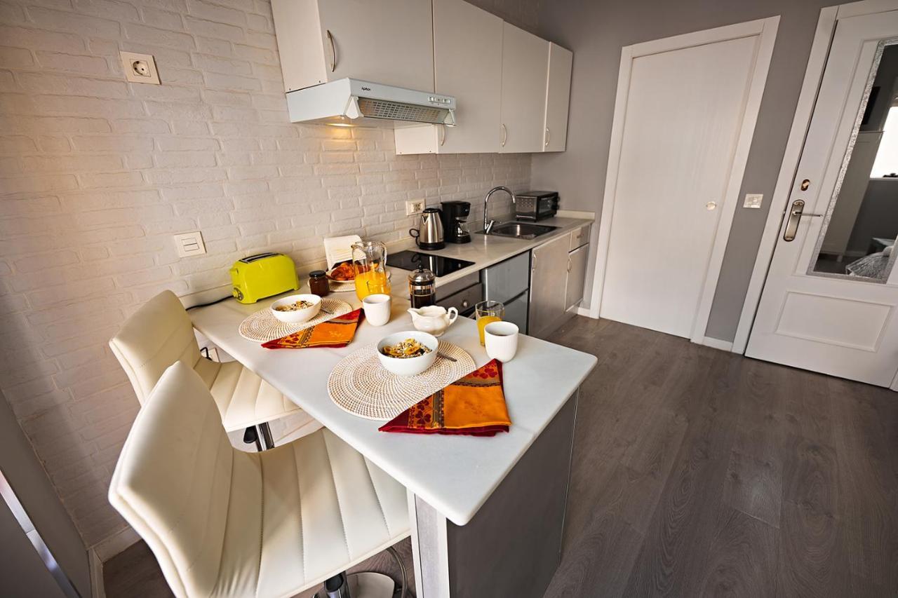 Apartamentos Infantes 28 Ronda Bagian luar foto