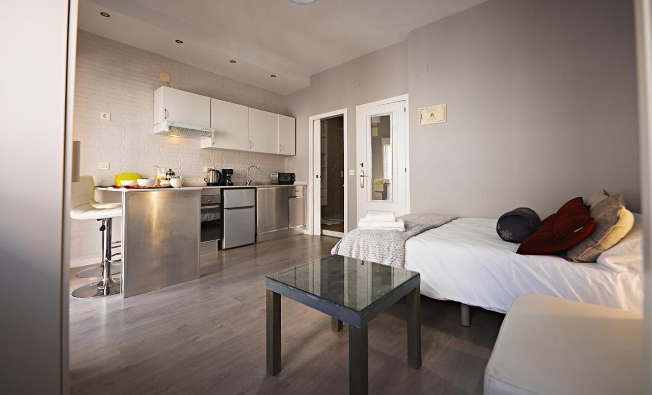 Apartamentos Infantes 28 Ronda Bagian luar foto