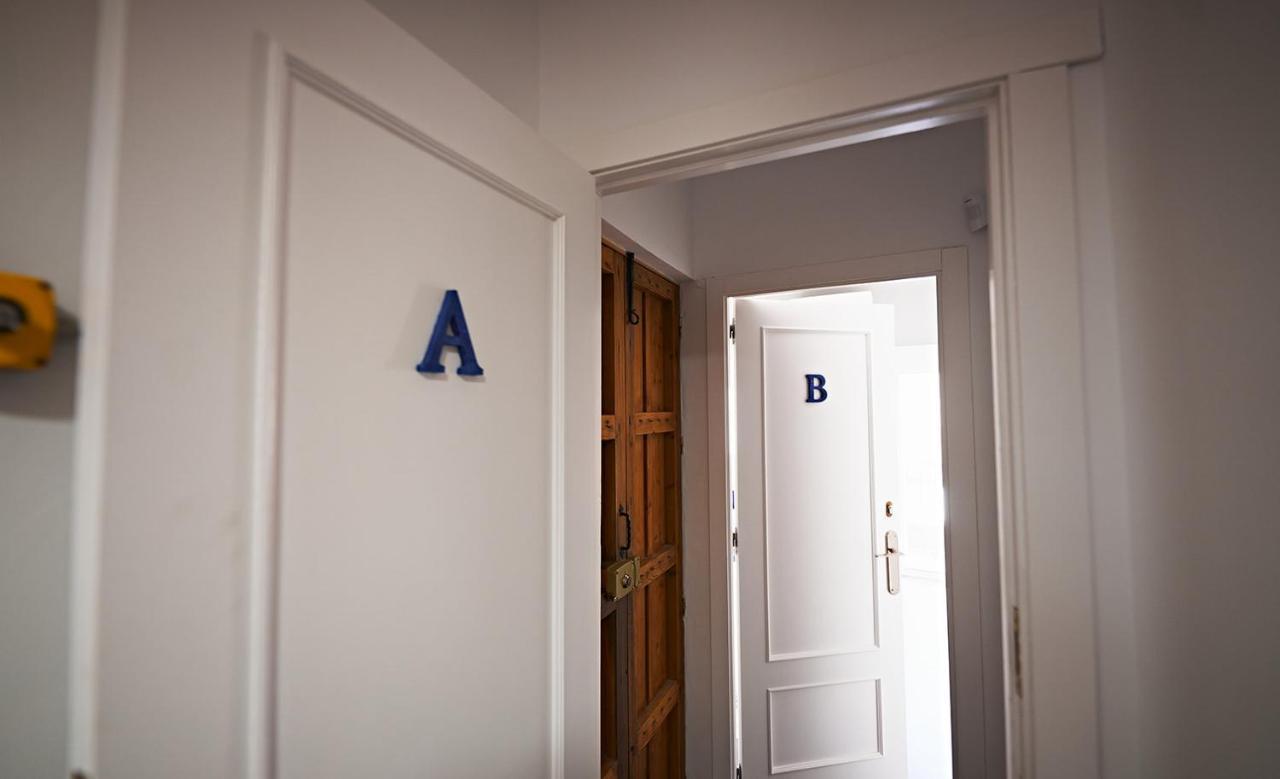 Apartamentos Infantes 28 Ronda Bagian luar foto