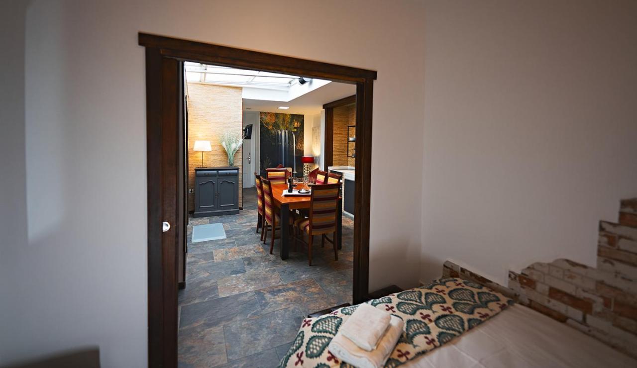 Apartamentos Infantes 28 Ronda Bagian luar foto